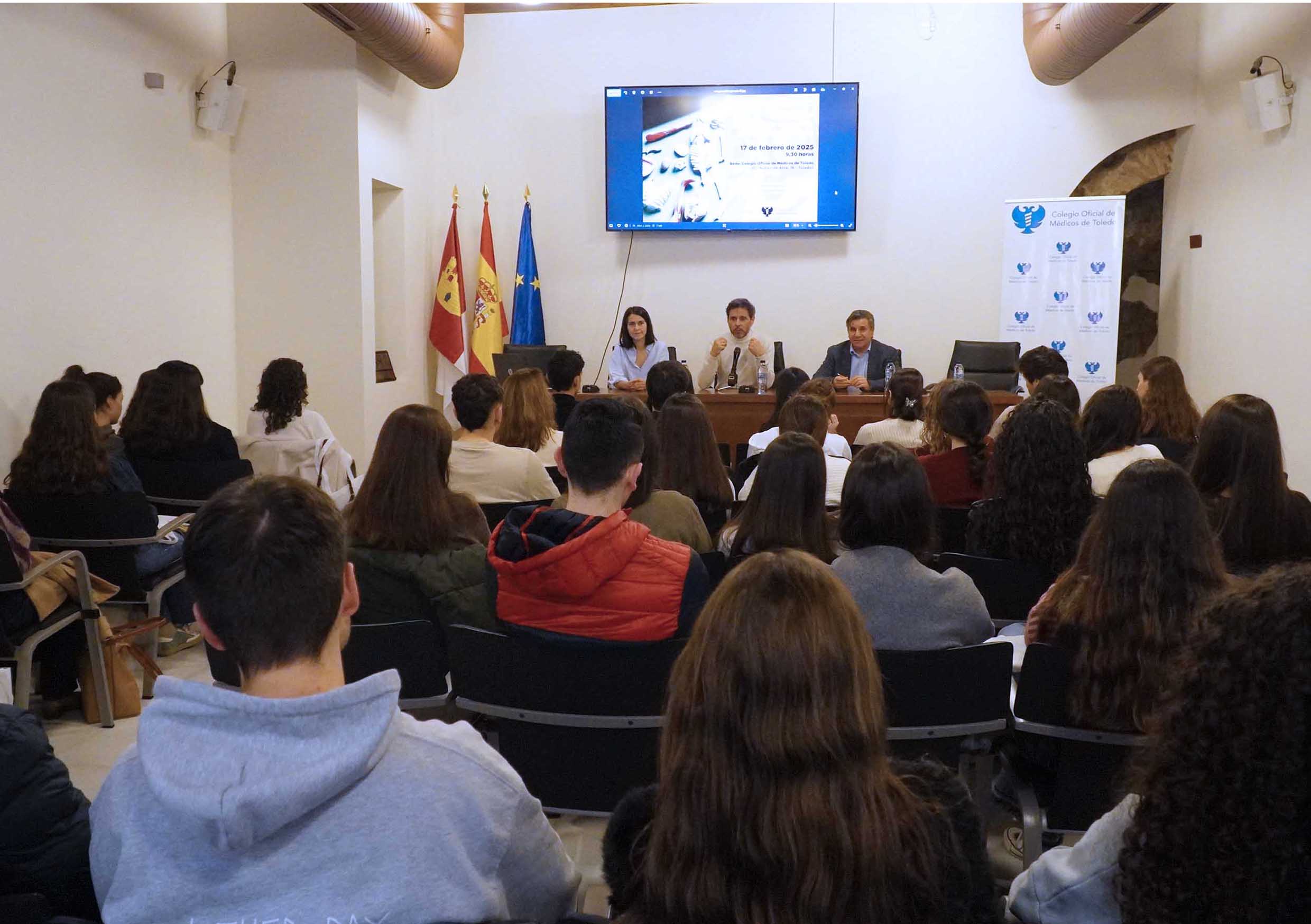 Estudiantes de Bachillerato sanitario de Toledo descubren cómo es la carrera y la profesión de Medicina