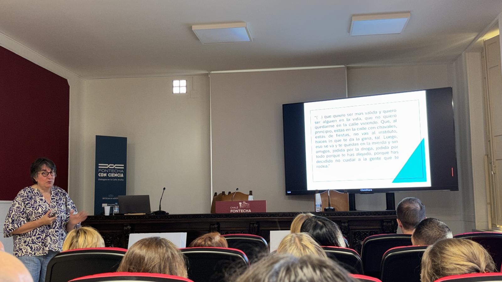Raquel Bartolomé Gutiérrez presenta “De la delincuencia también se sale: jóvenes que abandonan el delito”