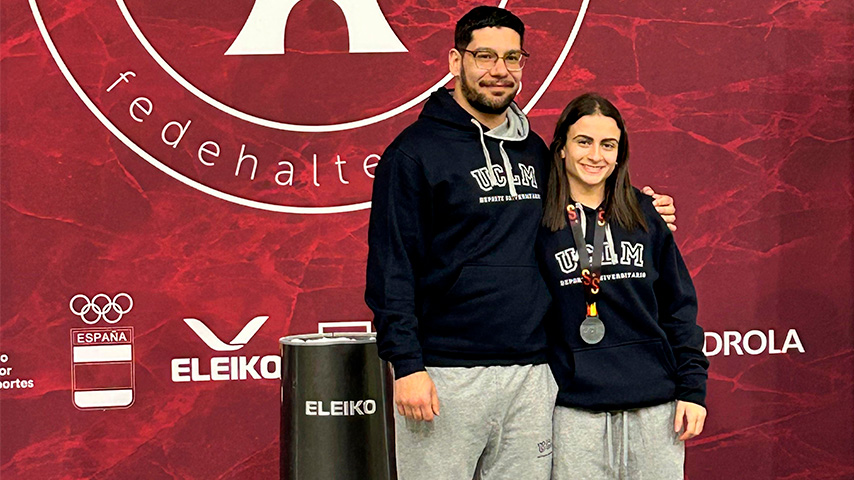 La estudiante de la UCLM Celia Reoyos, medalla de plata en el Campeonato de España Universitario de Halterofilia 2025.