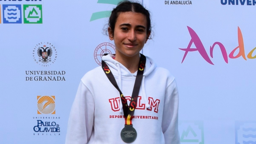 Medallas de plata para Celia Reoyos (1)  y Silvia Rey (2) y de bronce para cross femenino (3) en los CEU 2026.